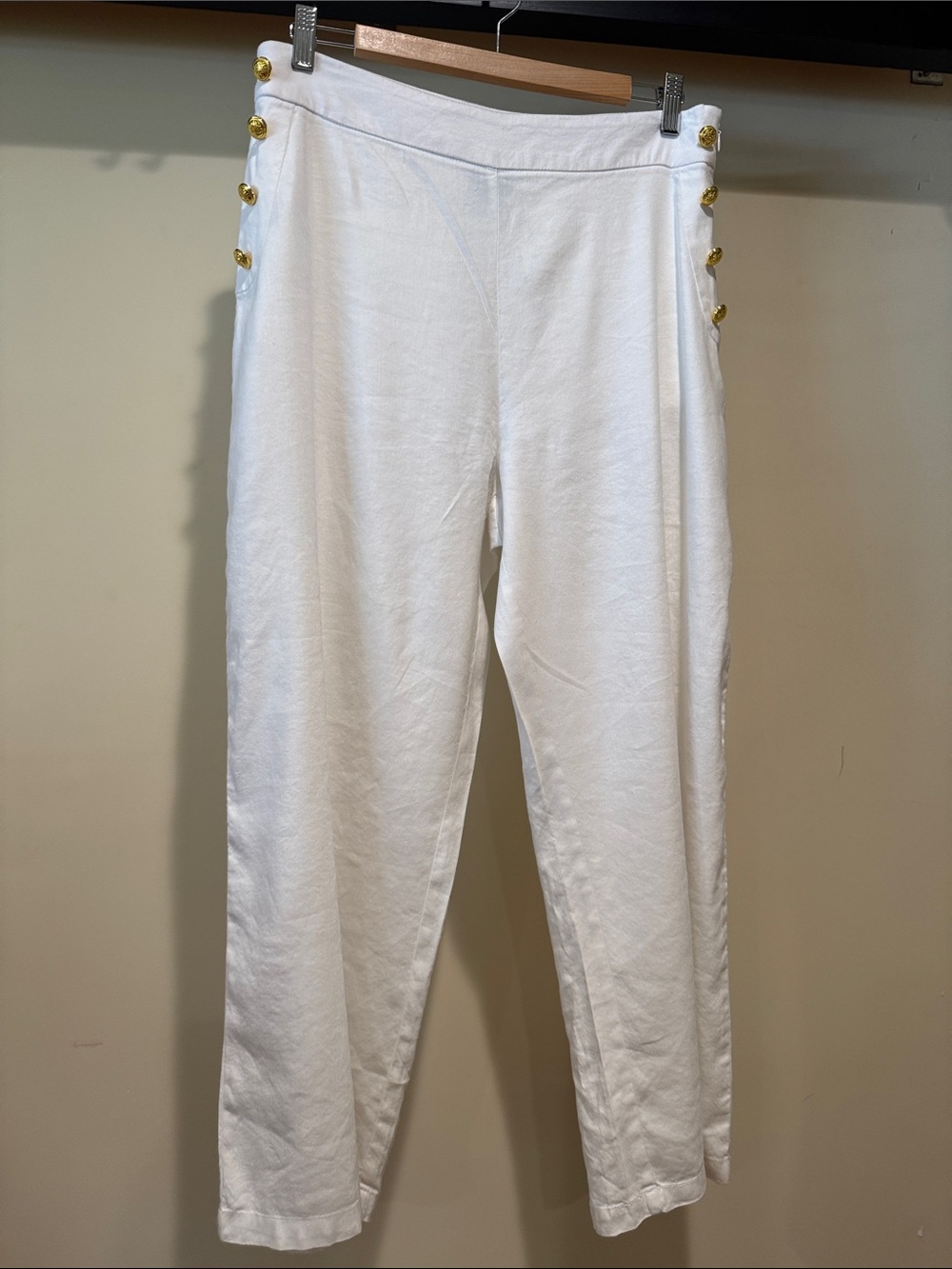 INC International Concepts Black and White Label Top